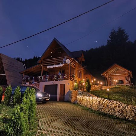 Casa Mia Resort Купрес Екстериор снимка
