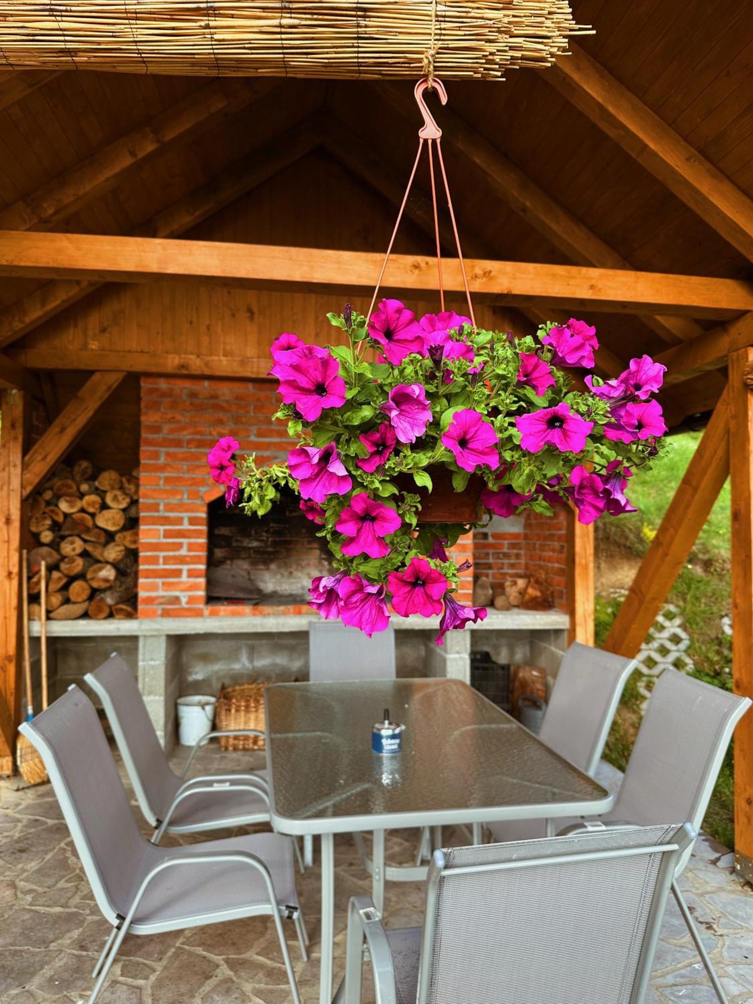 Casa Mia Resort Купрес Екстериор снимка