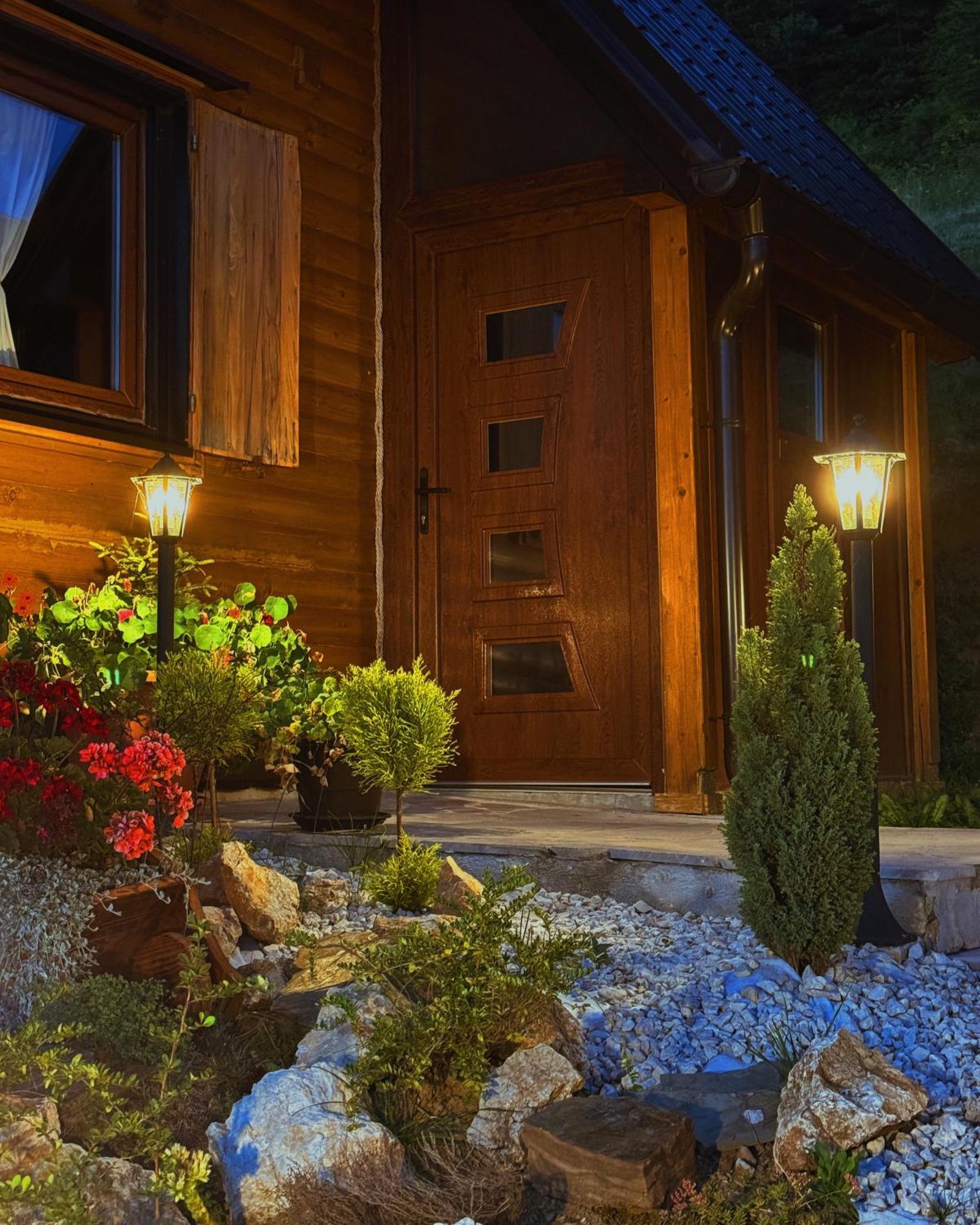 Casa Mia Resort Купрес Екстериор снимка