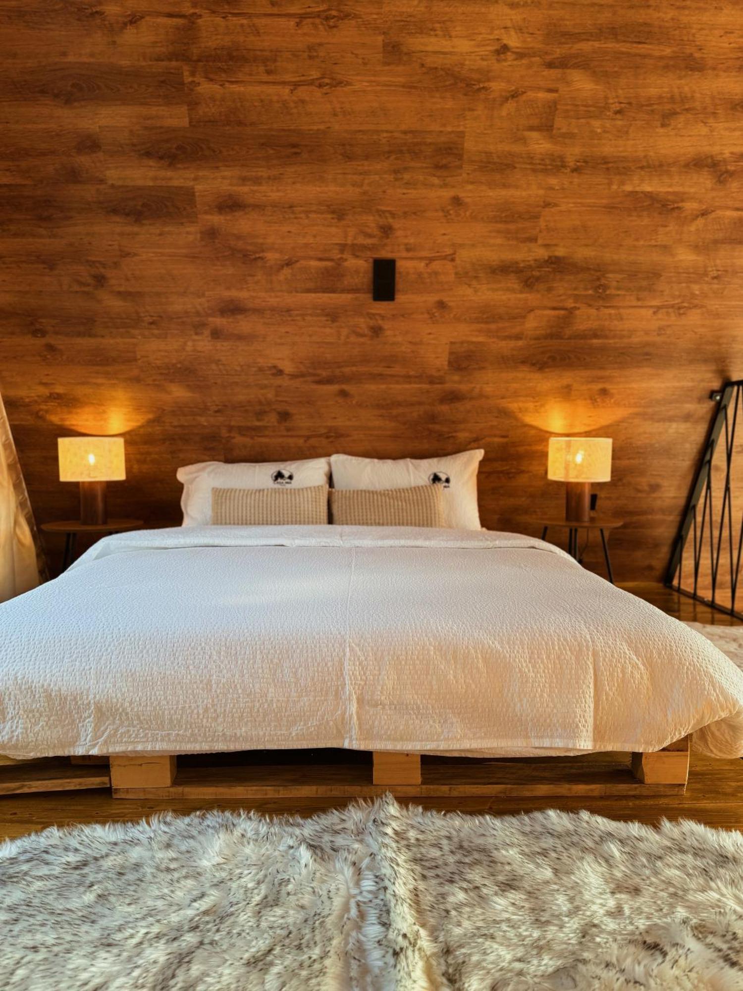 Casa Mia Resort Купрес Екстериор снимка
