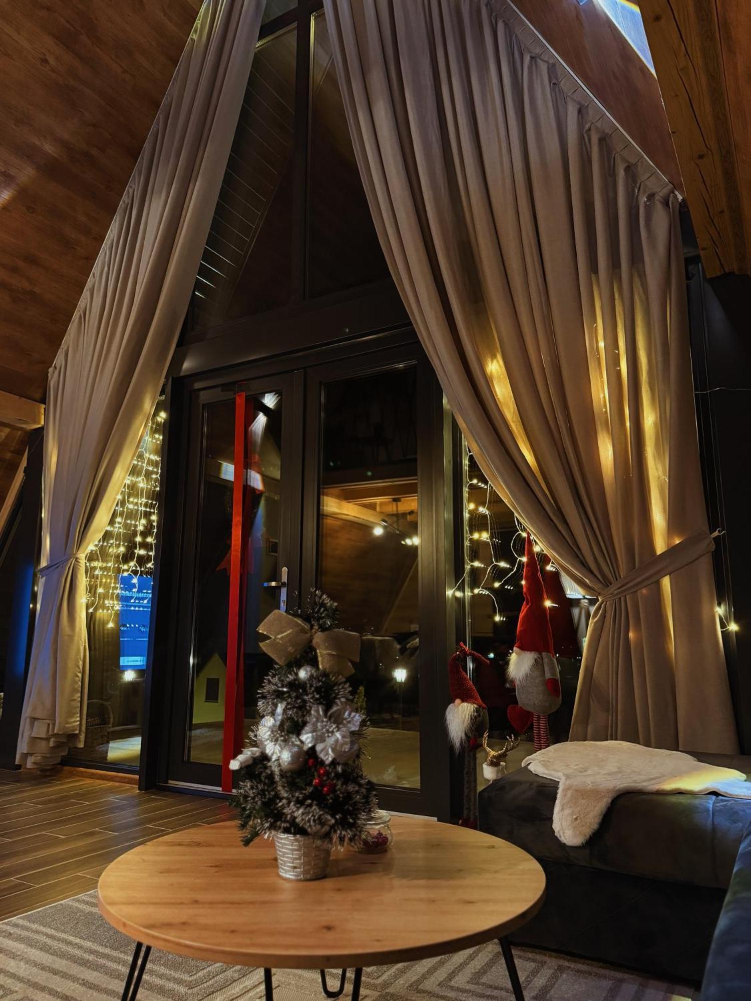Casa Mia Resort Купрес Екстериор снимка