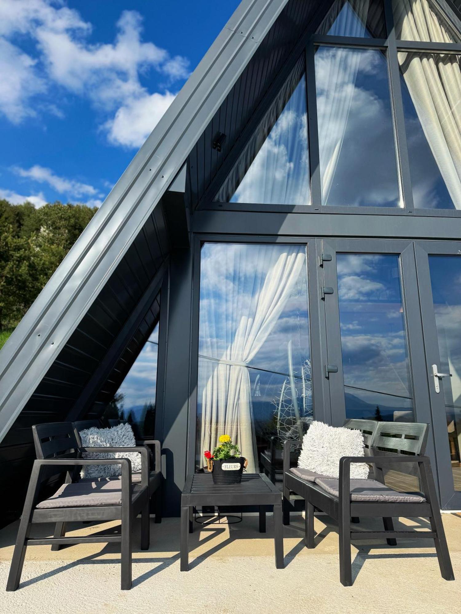 Casa Mia Resort Купрес Екстериор снимка